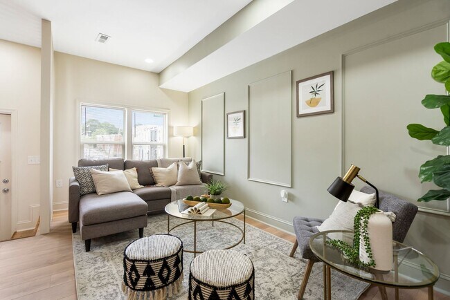 Building Photo - Beautiful 3 Bedroom 4 Bathroom East Baltim...