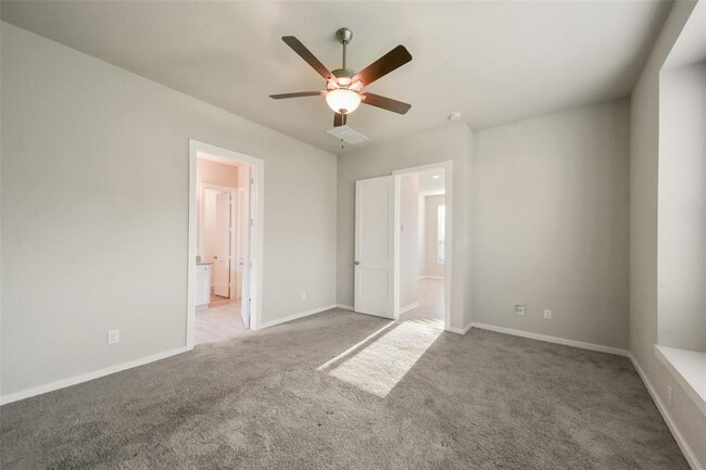 Building Photo - 29130 Parker Heights Ln