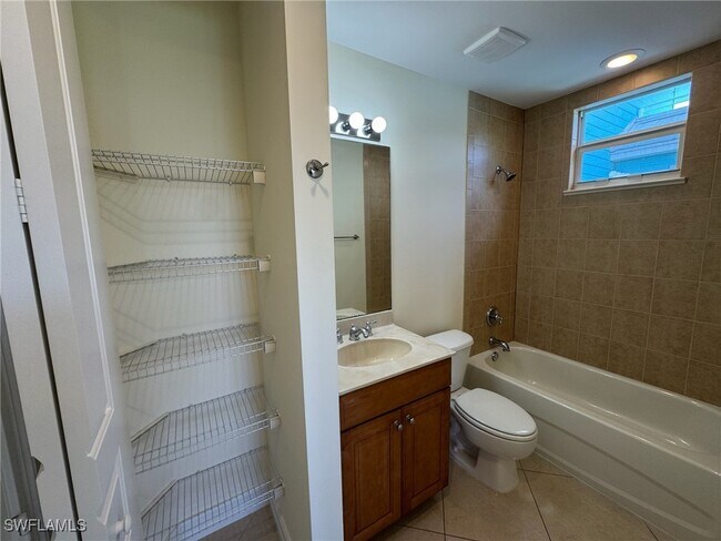 Building Photo - 4400 Bonita Beach Walk Dr