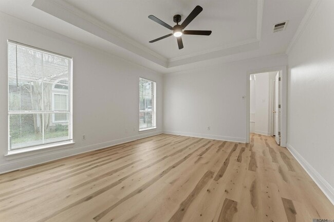 Building Photo - 18516 Lakefield Ave