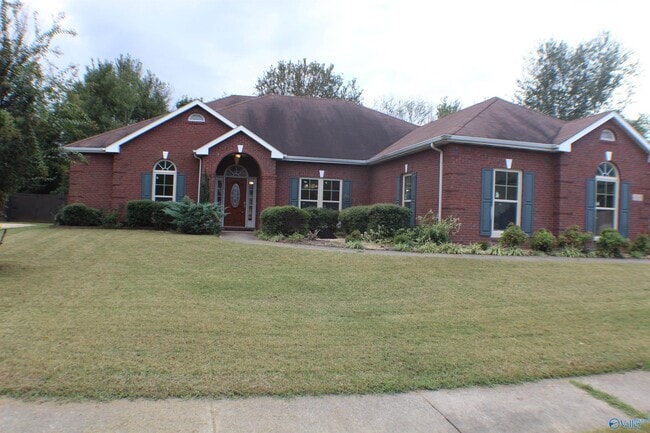 Primary Photo - 111 Ervington Pl