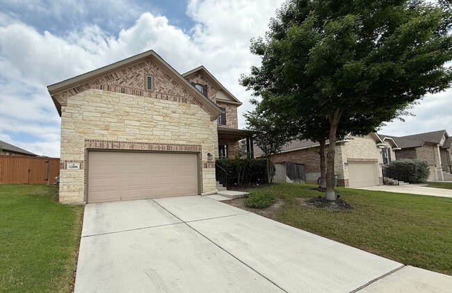 Building Photo - Beautiful 4/3.5 Home Available In Northwest San Antonio!