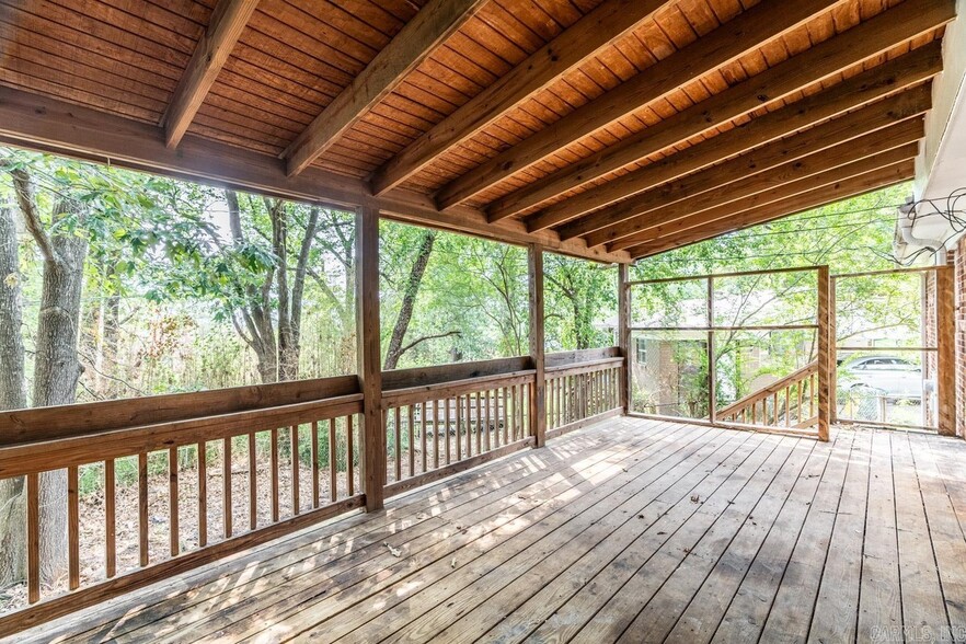 Covered Patio - 11110 Beverly Hills Dr