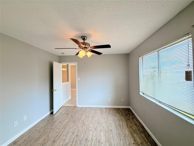 Building Photo - 14200 Sussman Ct