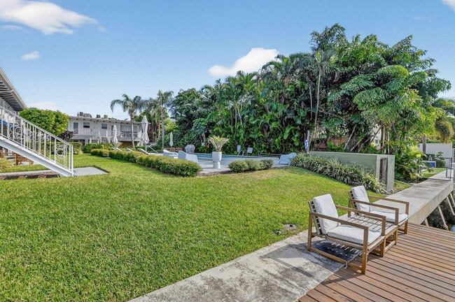 Building Photo - 414 Seasage Dr