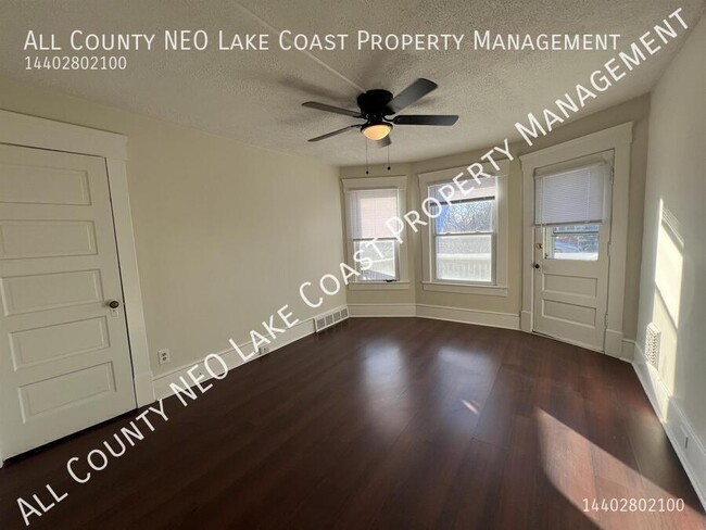 Building Photo - 3922 Riverside Ave