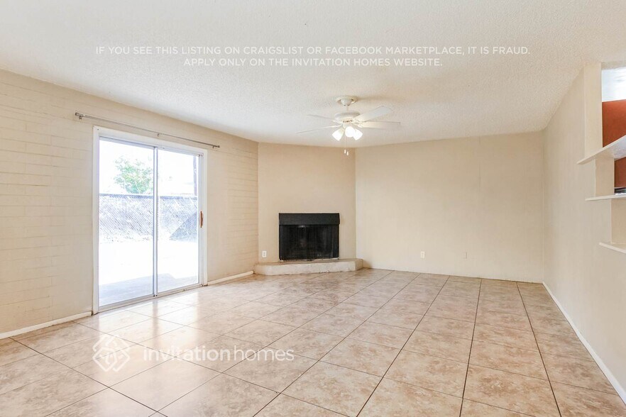 Building Photo - 4454 W Avalon Dr