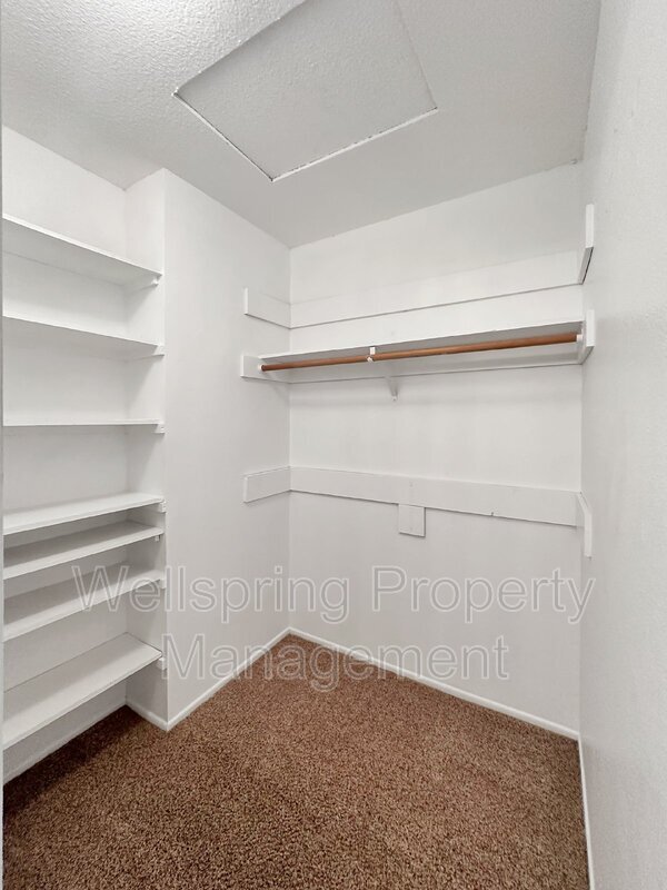 Building Photo - 1201 N Erwin St