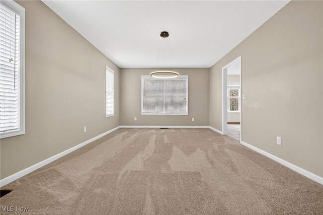 Building Photo - 6724 Larch Ct