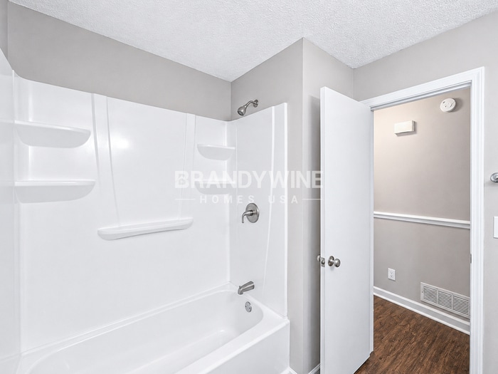 Building Photo - 1044 Baker Ln
