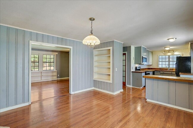 Building Photo - 5814 Canton Park Dr