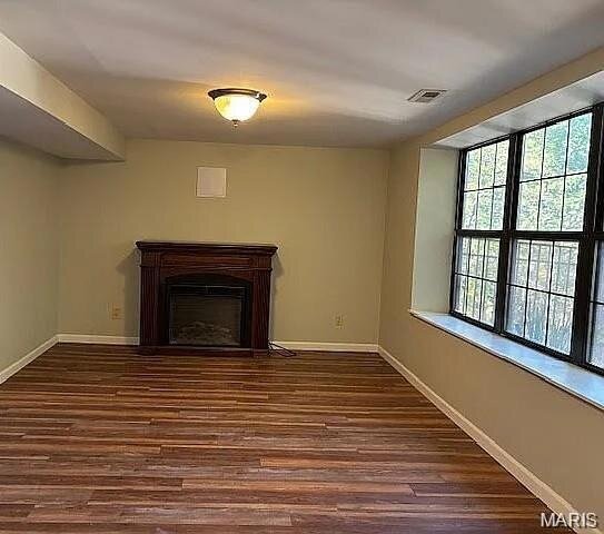 Building Photo - 1599 Paradise Valley Dr