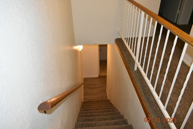 Building Photo - Cozy 3 bed 2 bath