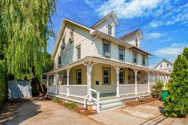 Primary Photo - Single Family Home in Berwyn