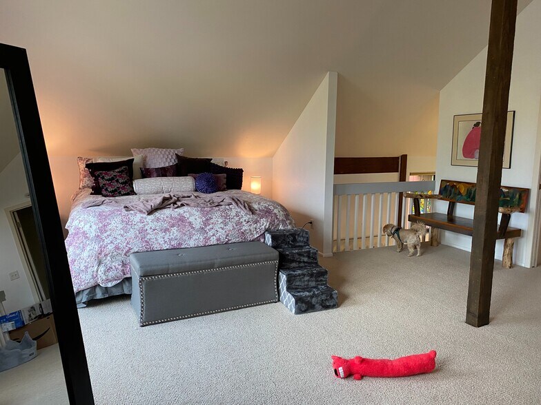 Building Photo - 3522 Smuggler Way