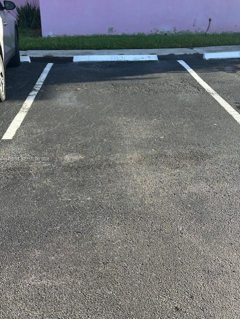 Building Photo - 7500 SW 82nd St