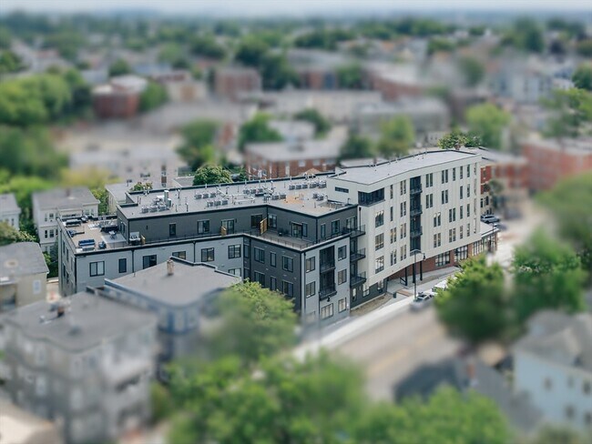 Building Photo - 500 Talbot Ave