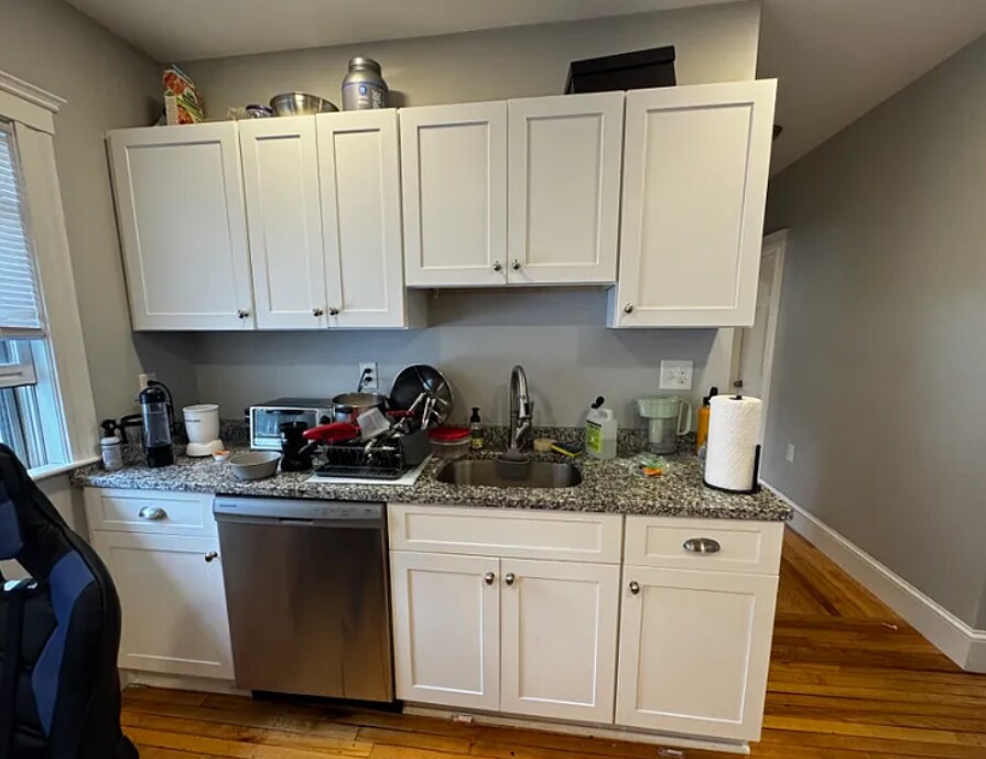 Building Photo - 74 Frederick Ave