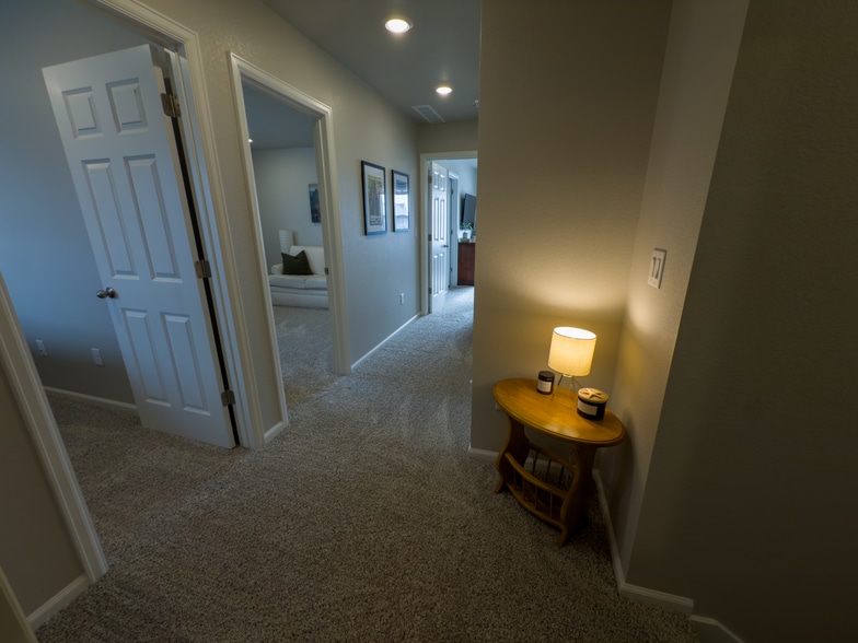 Building Photo - 752 N Shawnee St