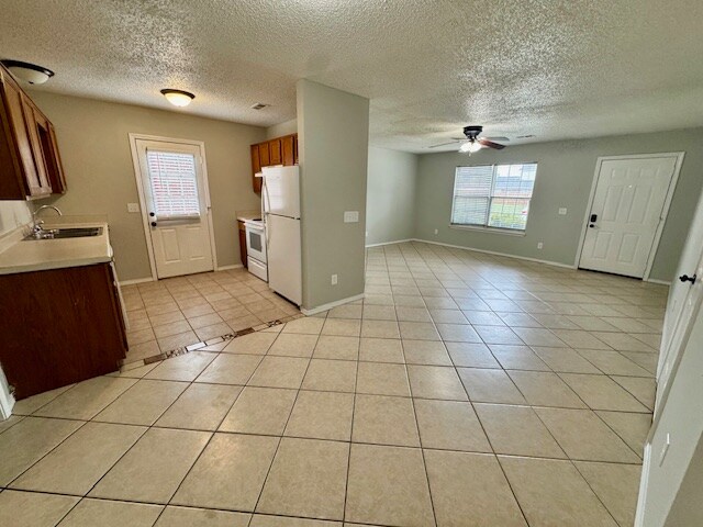 Building Photo - 3500 SW Landau Ct