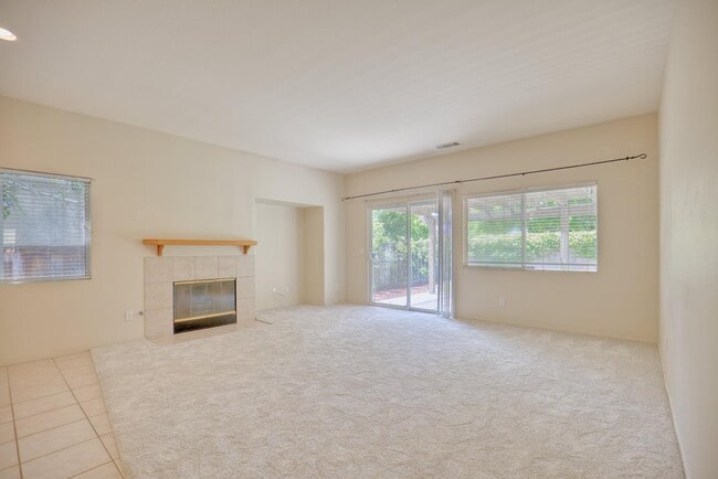 Building Photo - 32576 Guevara Dr