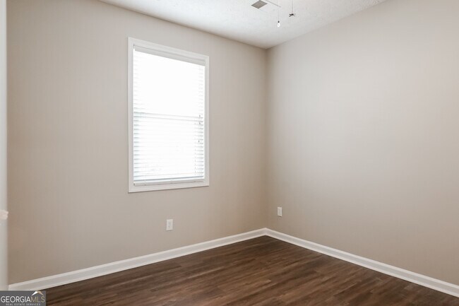 Building Photo - 191 Windcroft Cir NW