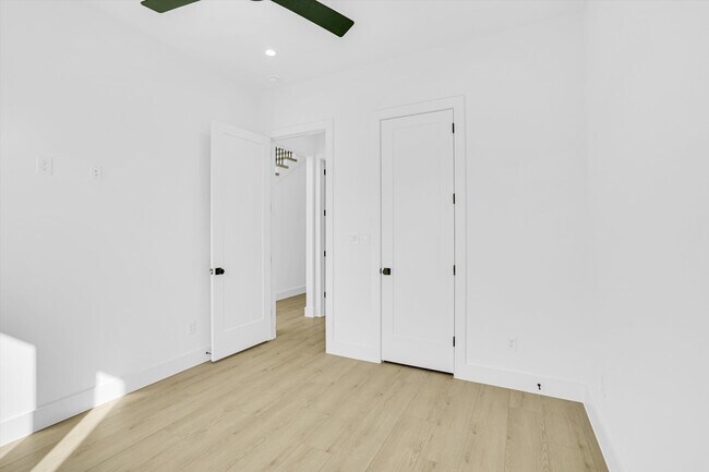 Building Photo - 1711 Nomas St