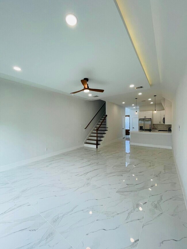 Building Photo - 8123 St Louis St