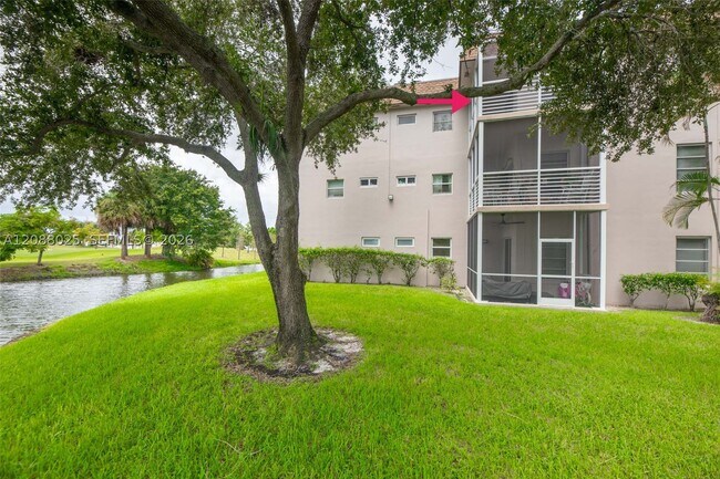 Building Photo - 2441 SW 82nd Ave