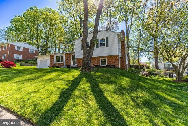 Building Photo - 8317 Harland Dr