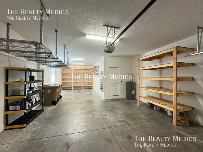 Building Photo - 5107 Appenine Loop W