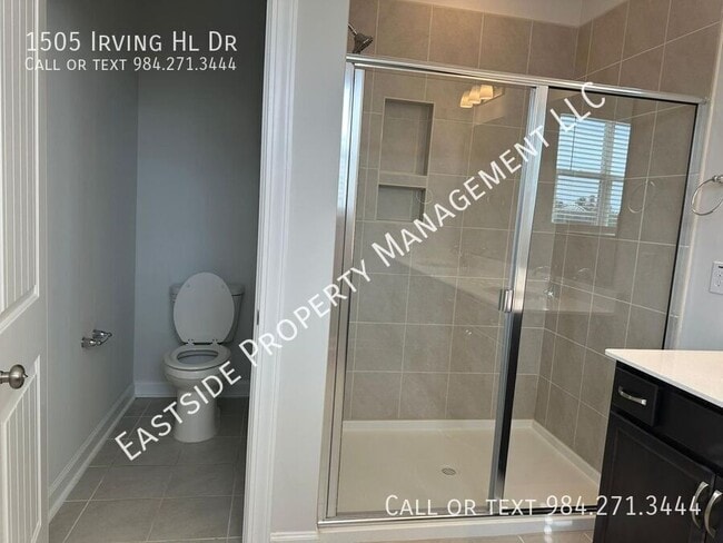 Building Photo - 1505 Irving Hl Dr