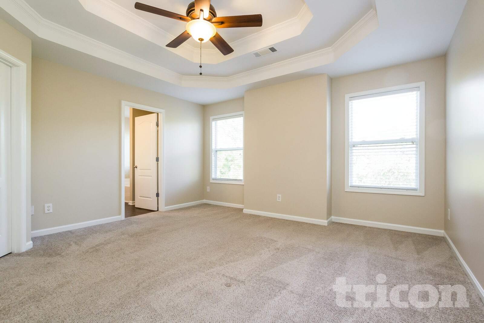 Building Photo - 1570 Lily Valley Dr