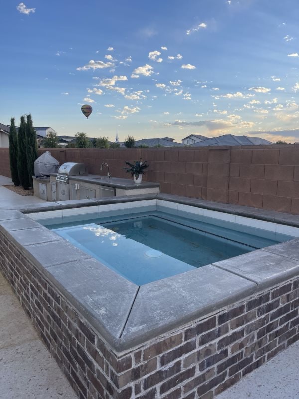 Building Photo - 997 Willow Breeze Ln