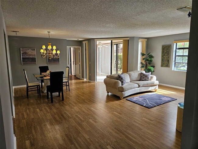 Building Photo - 5203 Europa Dr