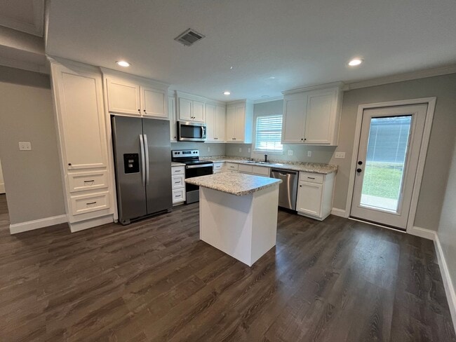 Building Photo - 23 Osprey Cove