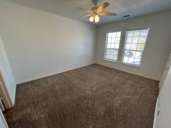 Building Photo - *COMING SOON* Charming Two-Story Home in Stone Oak With Fenced Backyard!