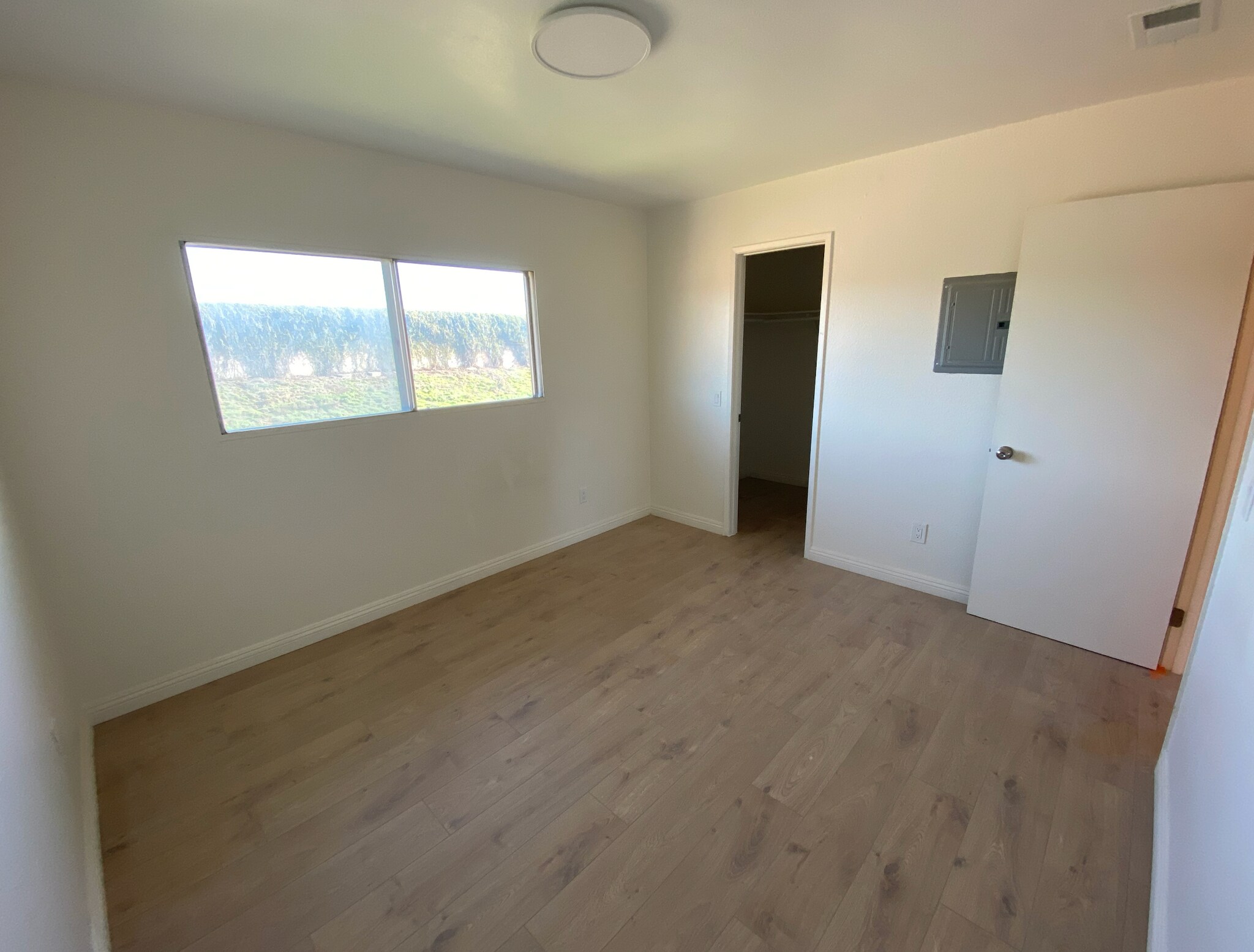 Building Photo - 15135 Monterey Ave