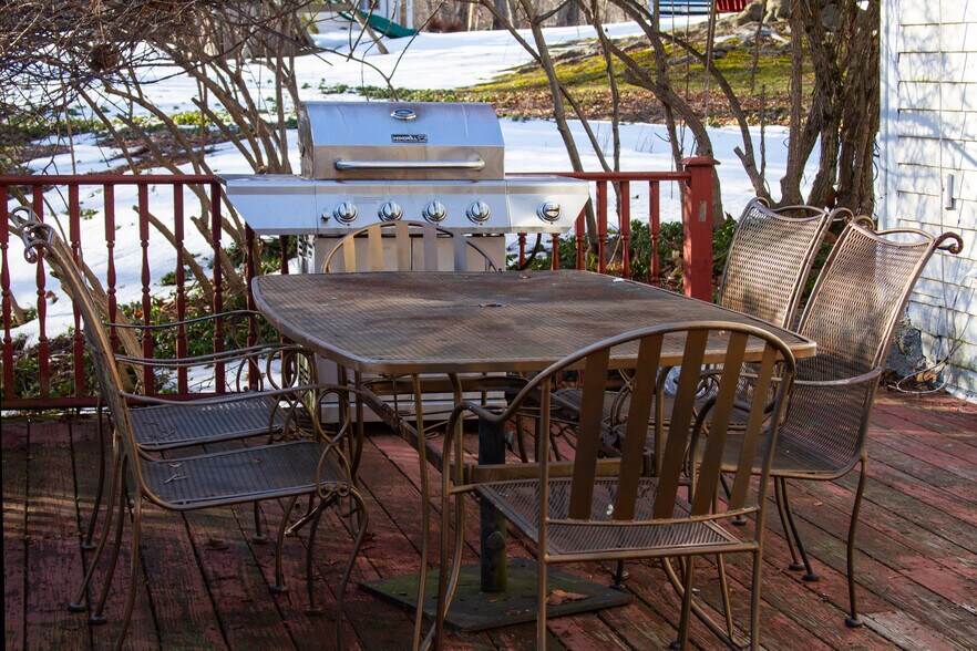 Building Photo - 21B Hoydens Hill Rd