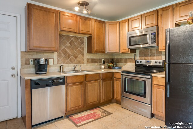 Building Photo - 405 WESTCHESTER-
