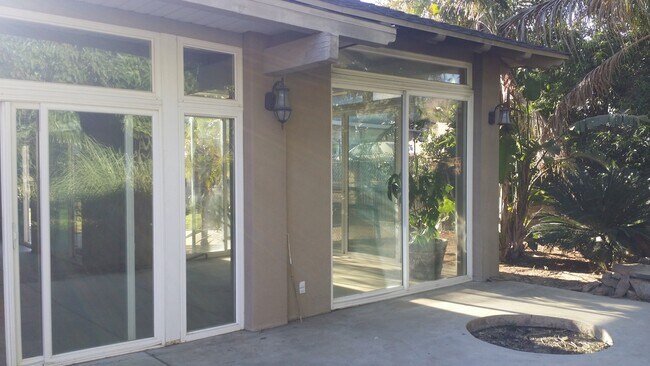 Building Photo - 6619 Kerry Ln