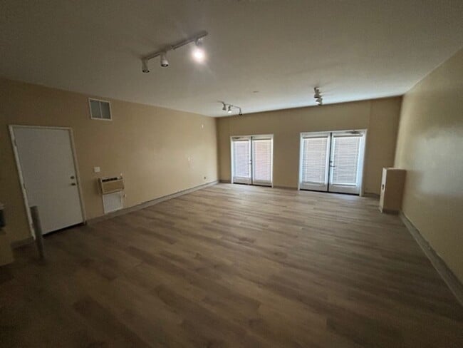 Building Photo - 616 Morningside Ct