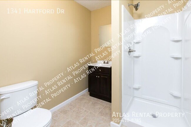 Building Photo - 1341 Hartford Dr