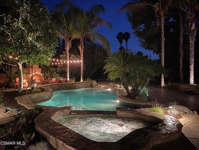 Building Photo - 758 Camino Dos Rios