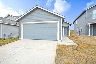 Building Photo - 14709 Mudstone St