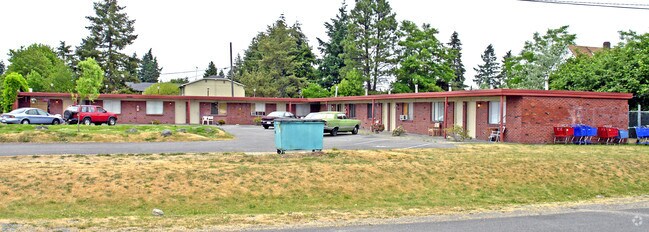 Primary Photo - Willow Village Apartments