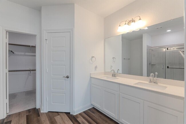 Building Photo - 17116 Coneflower Pl