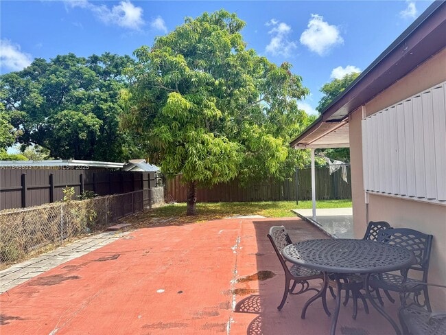 Building Photo - 11600 SW 181st Terrace