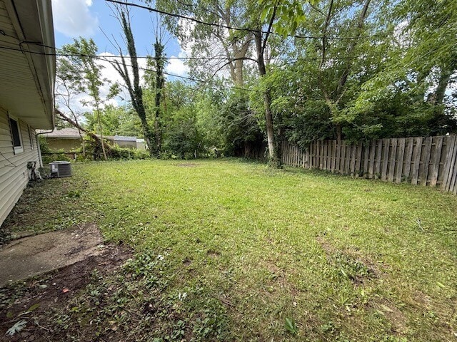 Building Photo - 3912 Delmont Dr