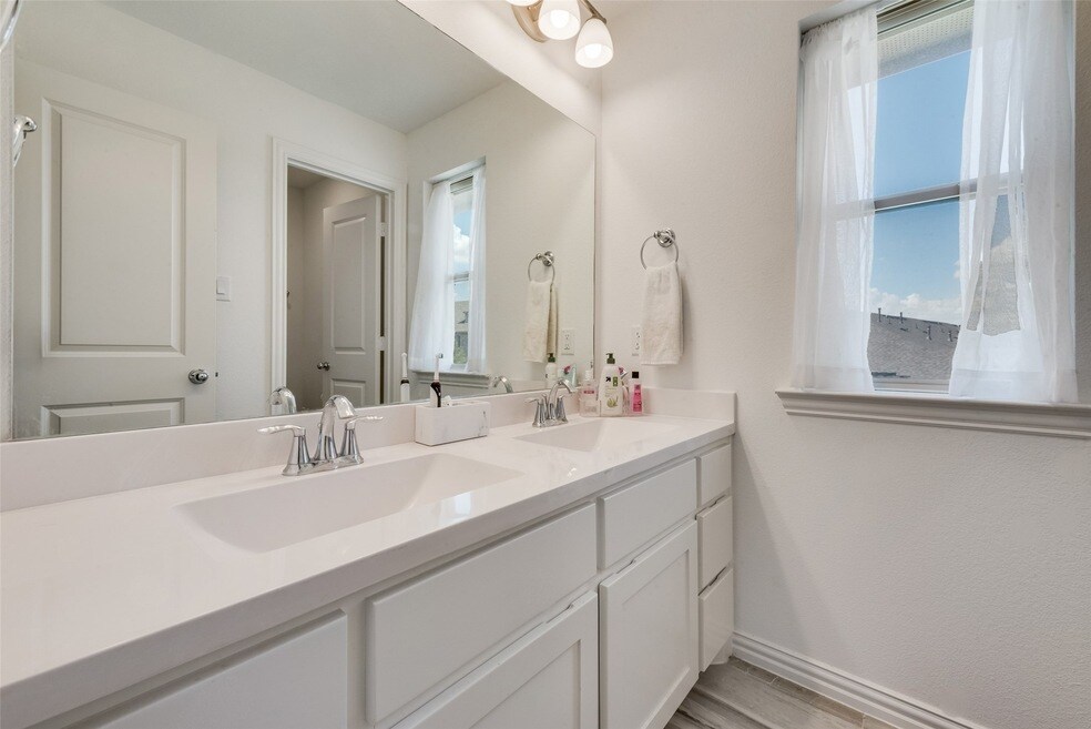 Building Photo - 4407 Cinnamon Stone Dr